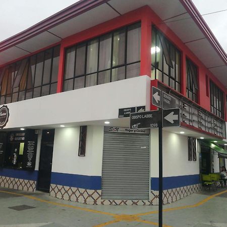 Hostal San Felipe Iquique Hotel Exterior photo