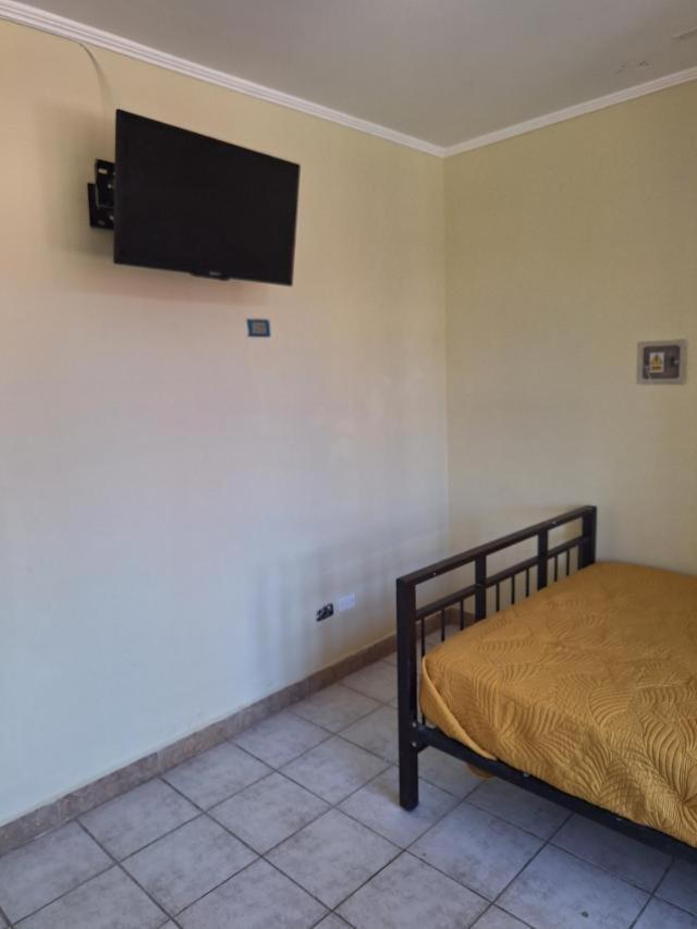 Hostal San Felipe Iquique Hotel Exterior photo